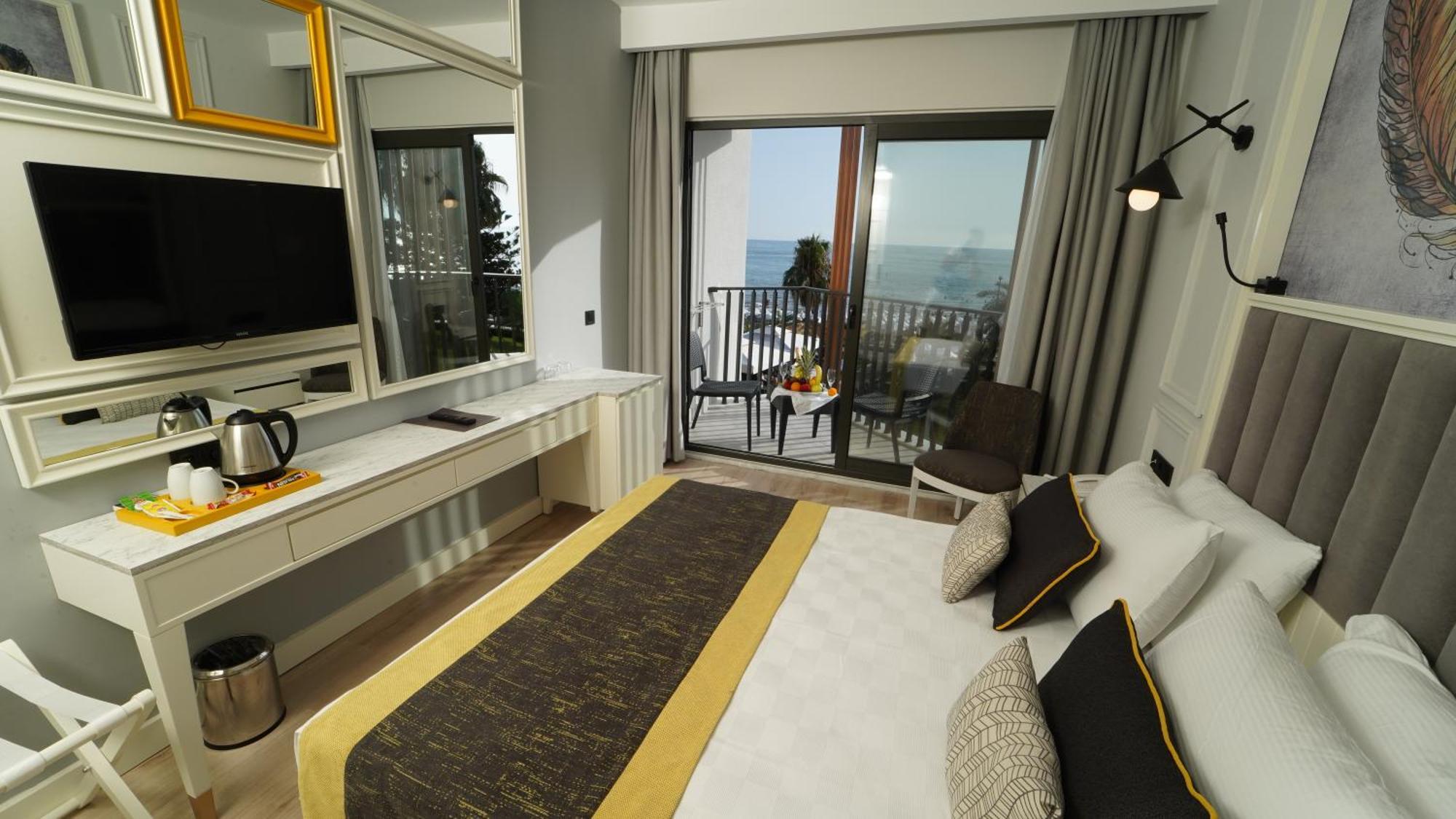 The Raga Side Ultra All Inclusive (Adults Only) Exterior photo